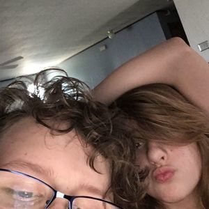 Meet your Posher, Larsen